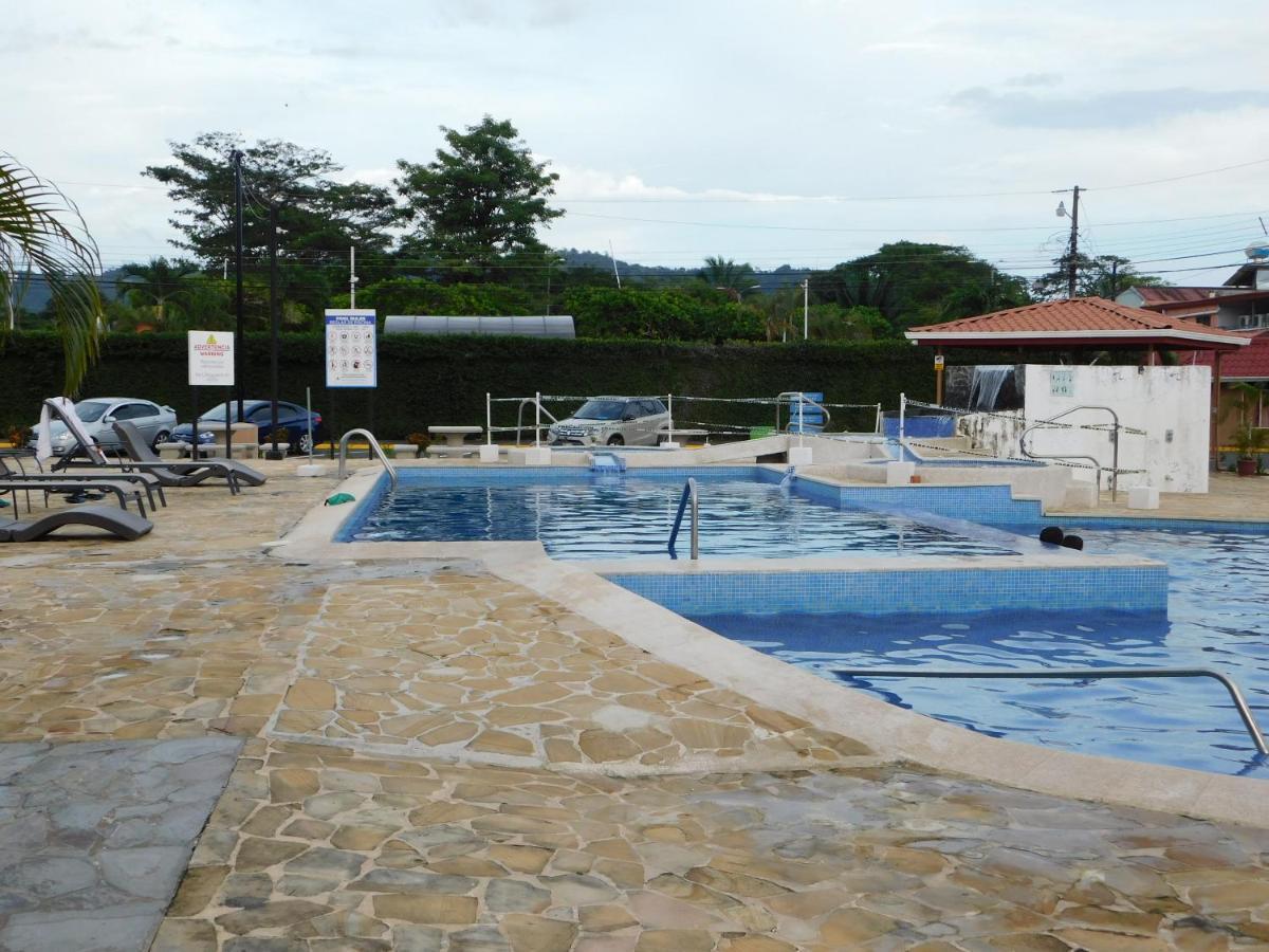 Condo Villa B27 Sleeps Five People - B28 Sleeps Six People - Price Includes Housekeeping Fees Not Taxes - Very Close To The Pool And Beach! Хако Экстерьер фото