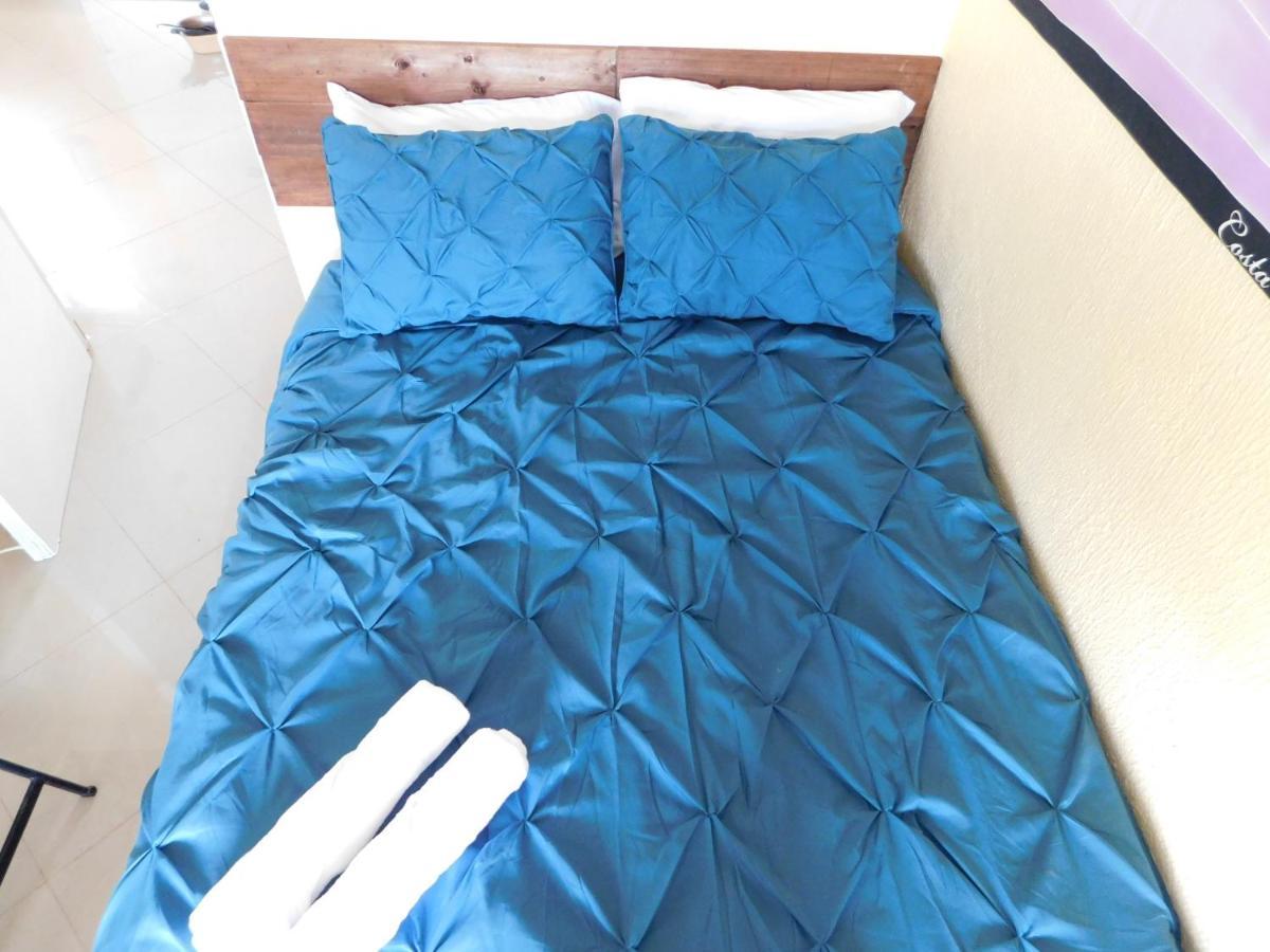 Condo Villa B27 Sleeps Five People - B28 Sleeps Six People - Price Includes Housekeeping Fees Not Taxes - Very Close To The Pool And Beach! Хако Экстерьер фото